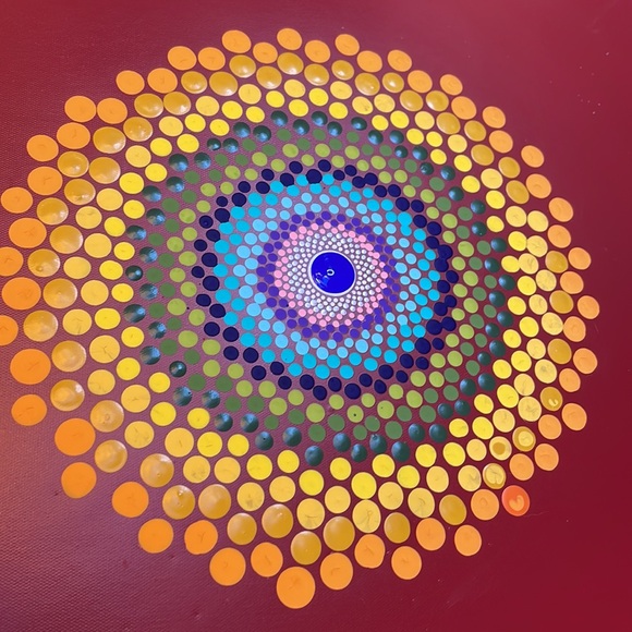 Rainbow canvas Mandala, 20 x 16“. Coded with a clear, indoor outdoor protection. - Picture 10 of 17